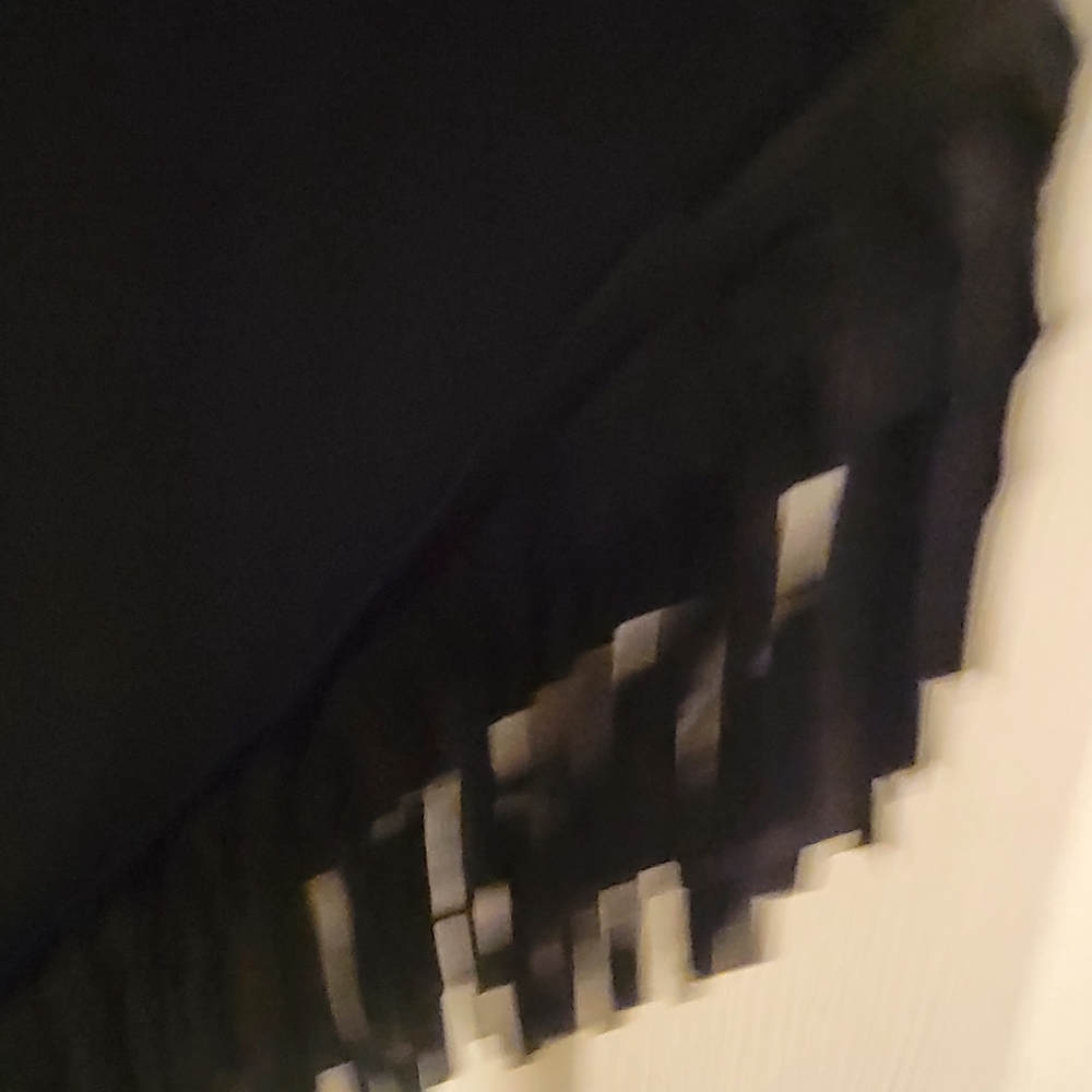 Poncho - Picture 2 of 3